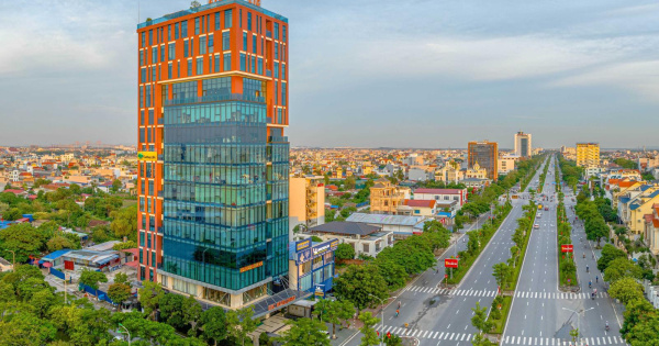 EIC Building - Tòa nhà văn phòng hai mặt tiền đường Lê Hồng Phong hiện đại, sang trọng, đỗ được ôtô