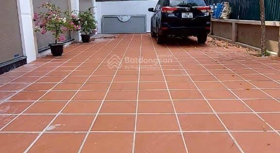 Bán nhà 50M2 x5T Ngọc Hồi, cây xăng 74, lô góc, phân lô ôtô tránh