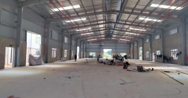 Cho thuê kho xưởng DT 1300m2 5000m2 PCCC tự động điện 3 pha xe công ra vào CCN Hà Bình Phương