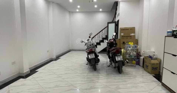 CỰC VÍP ! NHÀ MỚI TINH VẠN PHÚC HÀ ĐÔNG 50M2 *5T Ô TÔ VÀO NHÀ GIÁ CHỈ 5.5 TỶ