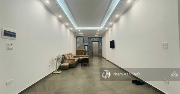 Hiếm! Nhà cực đẹp 48m2x6T ảnh nhà thật. Thang máy, rộng thoáng phố Vũ Phạm Hàm, Yên Hòa, Cầu Giấy.