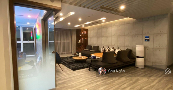Cho thuê căn hộ chung cư Discovery Central 67 Trần Phú 70m2, 2PN giá chỉ 16 triệu/tháng