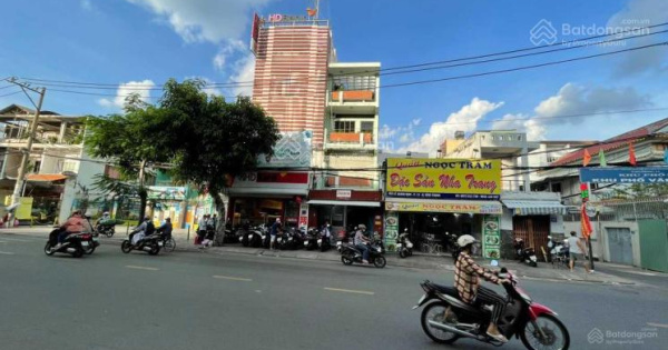 Bán nhà MT Lê Quang Định, Bình Thạnh, 5x16m, cấp 4, 8,9 tỷ, XD 5 tầng