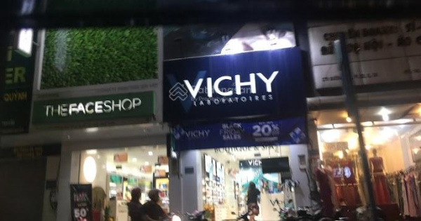 Cần cho thuê lại cửa hàng 292 Xô Viết Nghệ Tĩnh, hiện đang kinh doanh mỹ phẩm Vichy