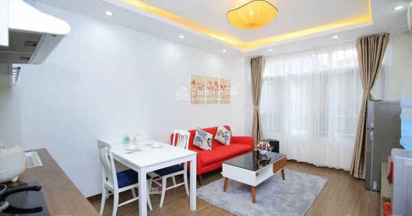 Căn hộ 1 ngủ cho thuê 55m2 có ban công tại Linh Lang, gần Lotte 0988252534