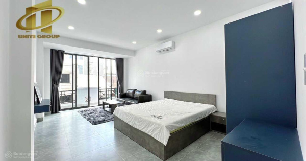 Cho thuê phòng, full nội thất, 60m2, tách bếp, khu để xe, Đường Đề Thám, Quận 1