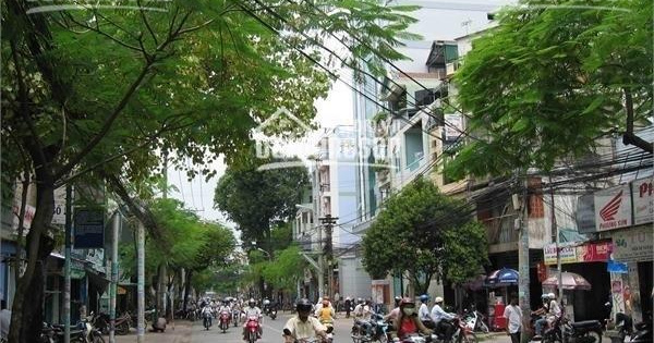 Cho thuê nhà mặt tiền Lê Lợi, P4, GV, DT: 4x20m, giá: 20tr/tháng. Nhà mới. LH: 0903080104