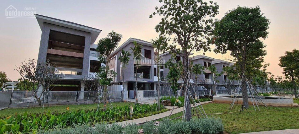 Duy nhất 2 căn biệt thự song lập Lavila De Rio Nhà Bè DT 300m2, view đẹp. Giá tốt nhất thị trường